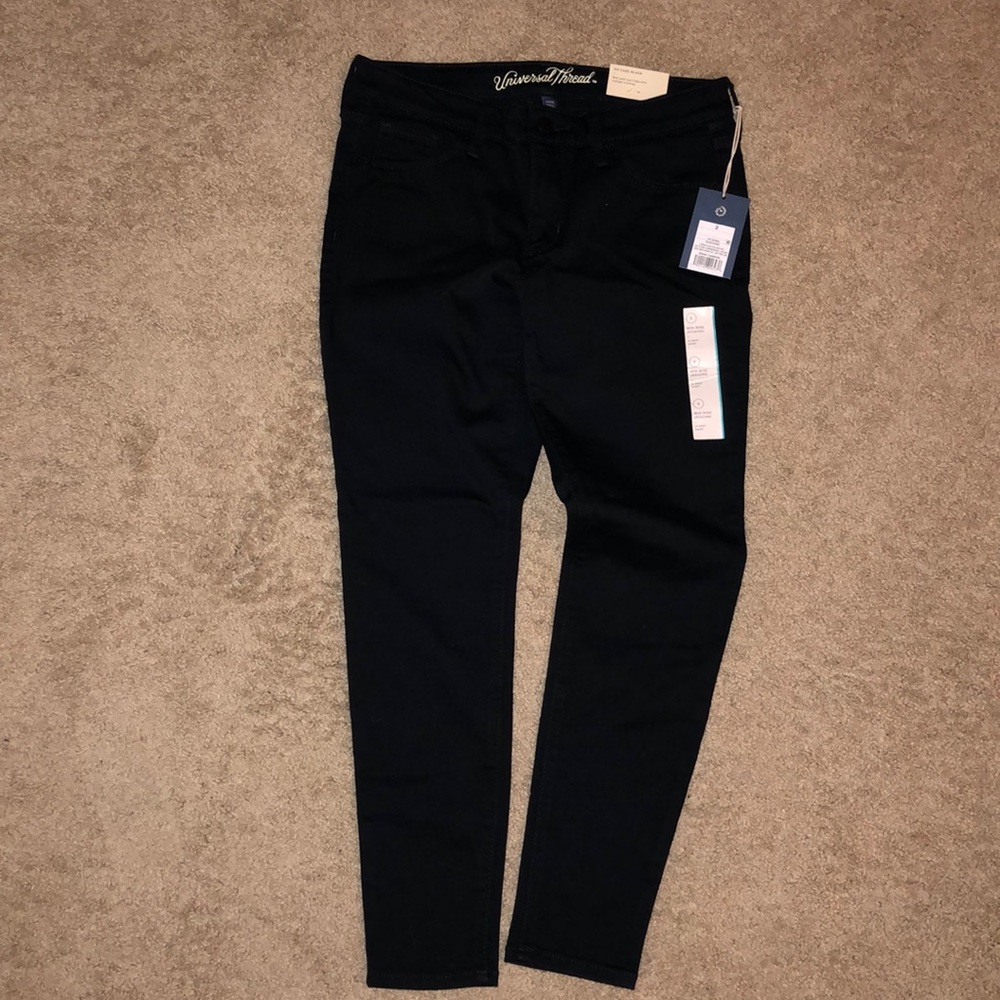 Women’s No-Fade Black Mid-Rise Jegging
